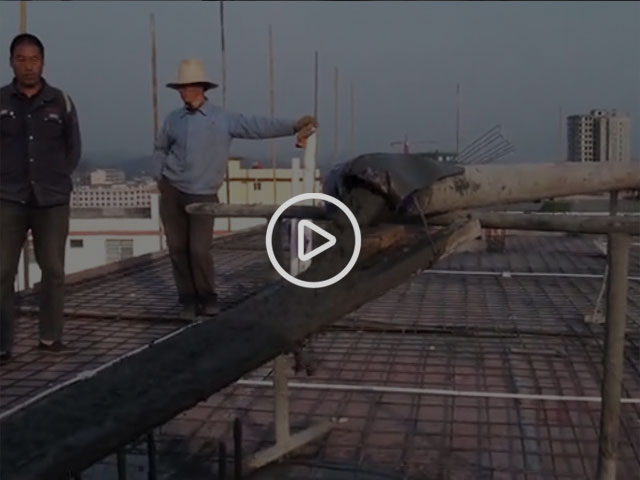 山東力源機械，車載式攪拌拖泵一體機現(xiàn)場施工視頻